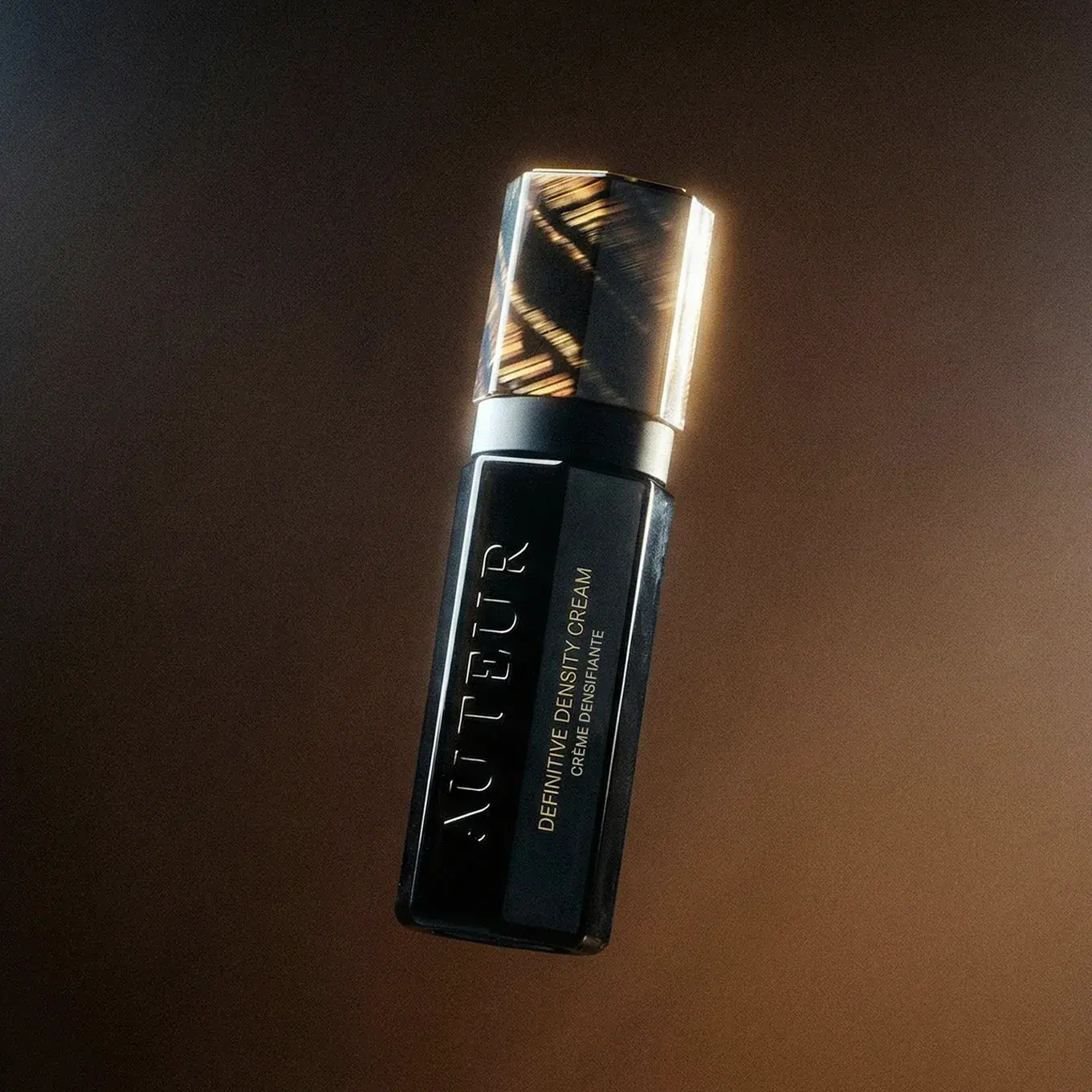 AUTEUR Definitive Density Cream 30ml(1.0oz), lifestyle view