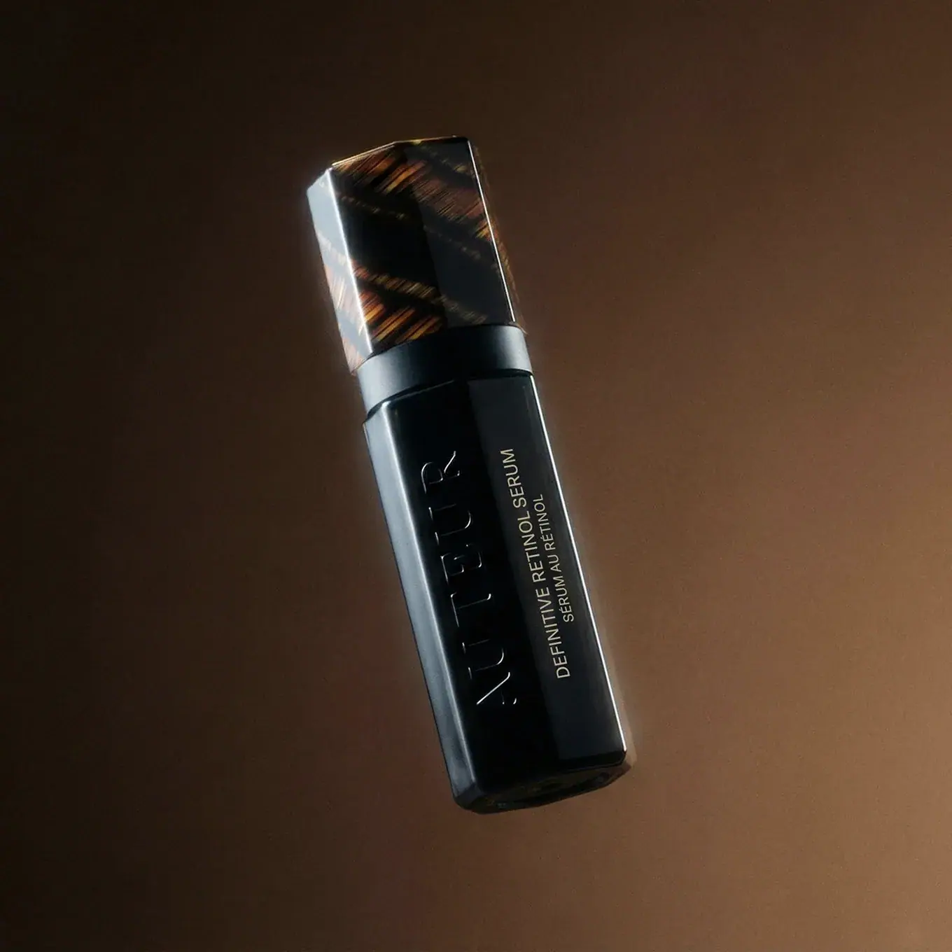 AUTEUR Definitive Retinol Serum 30ml(1.0oz), lifestyle view