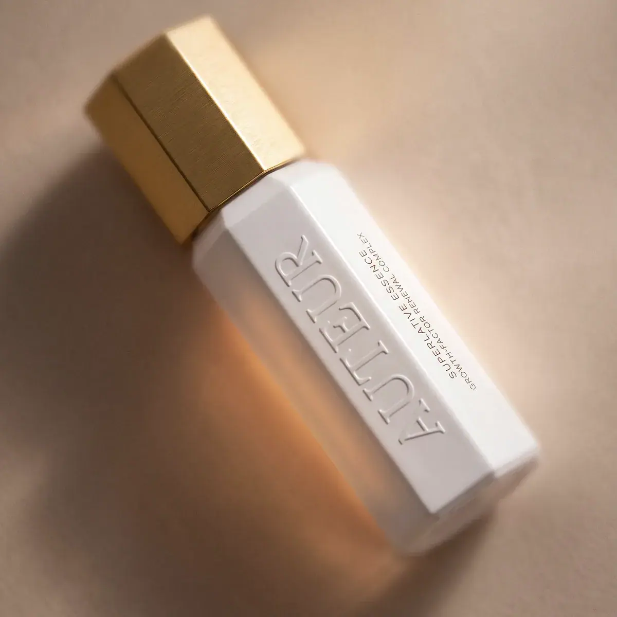 AUTEUR Superlative Essence 100ml(3.4oz), alternate view