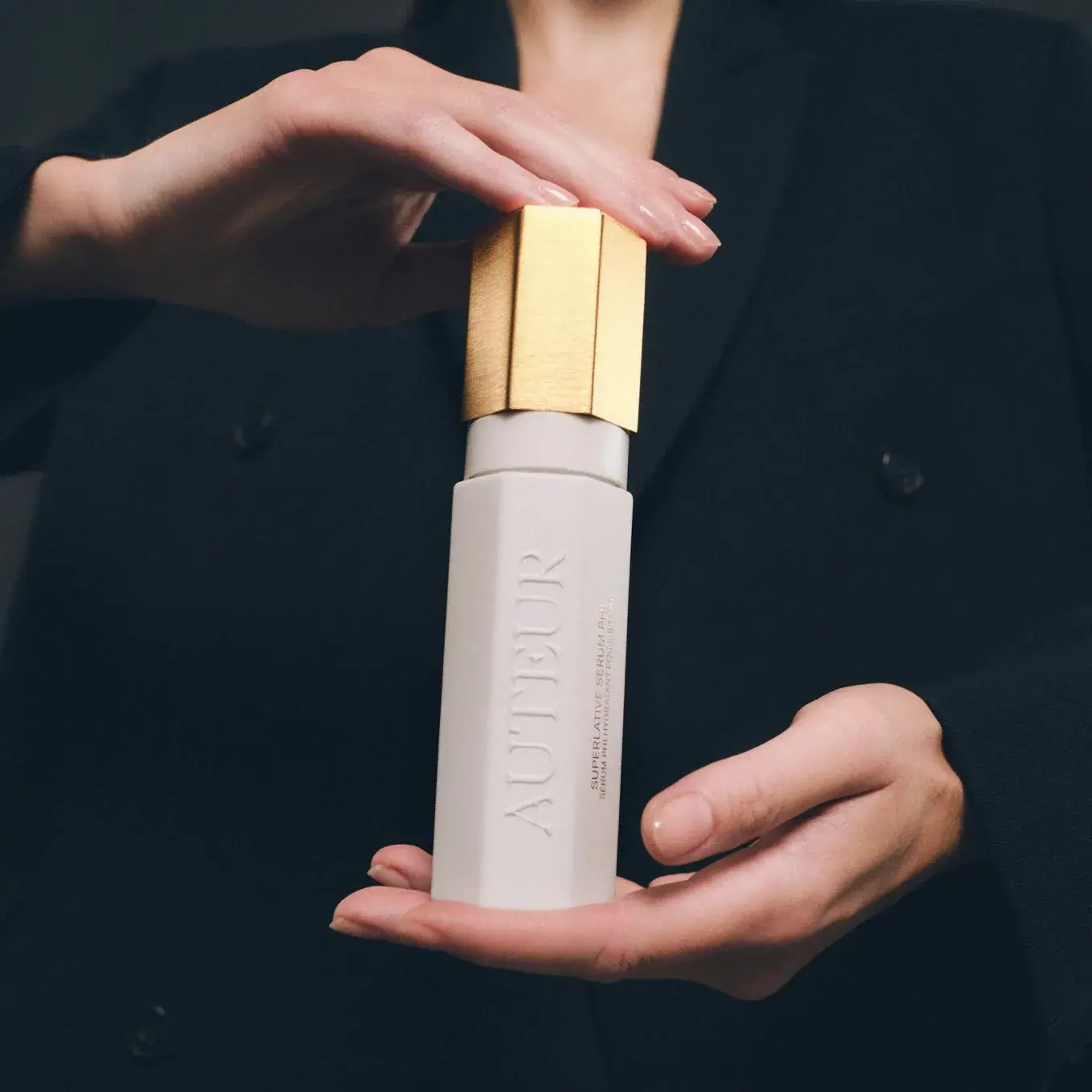 AUTEUR Superlative Serum Phi 30ml(1.0oz), texture view