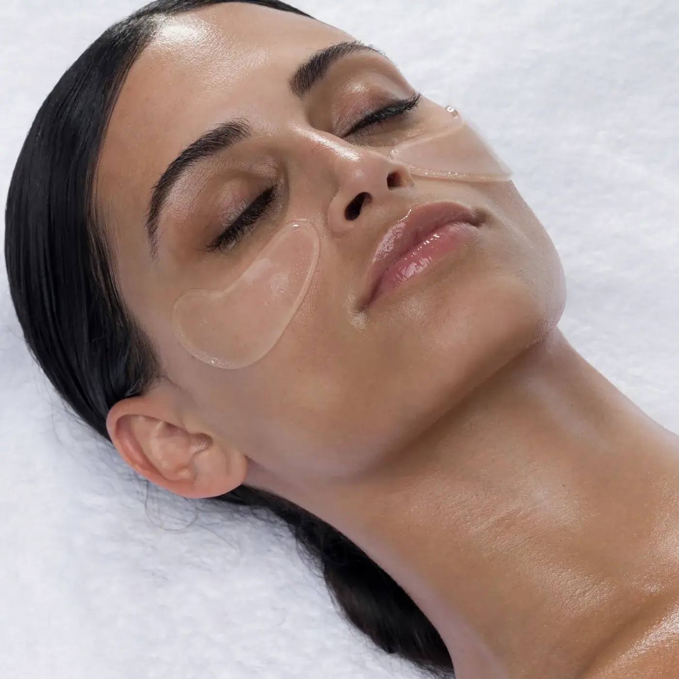 Bio-Therapeutic Hyaluronic Delivery Eye Masque, detail view