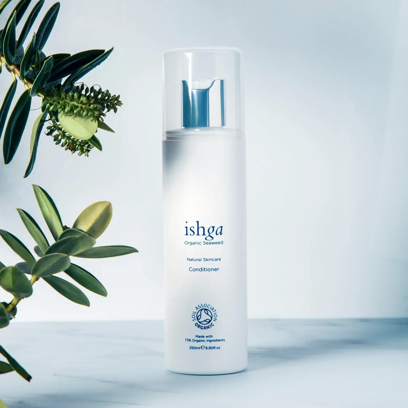 ishga Conditioner 250ml, lifestyle view