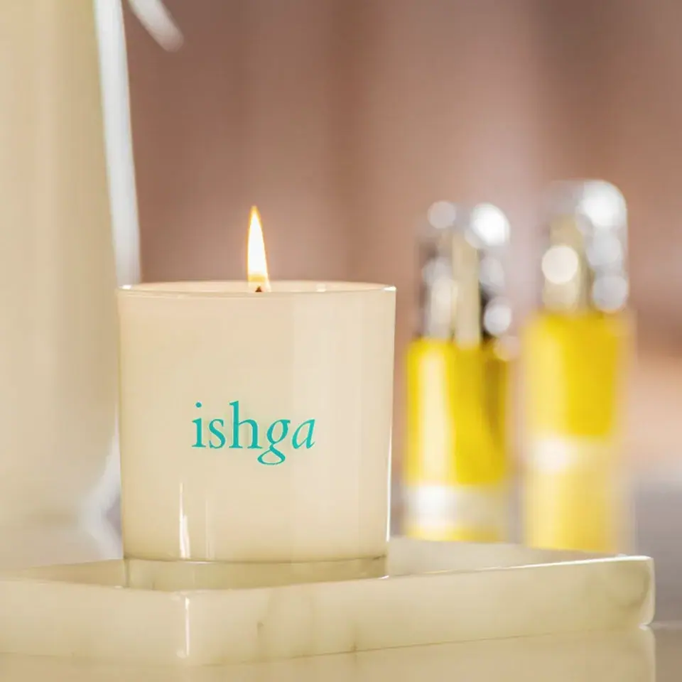 ishga Hebridean Dreams Candle 30cl, lifestyle view