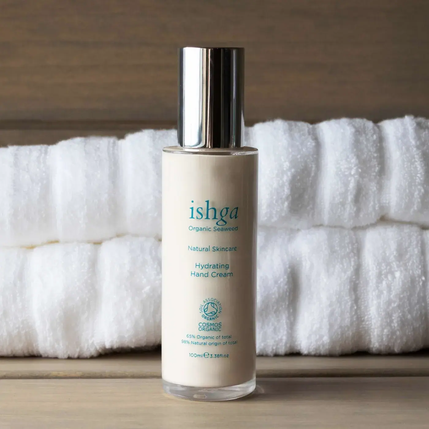 ishga Hydrating Hand Cream 100ml, lifestyle view