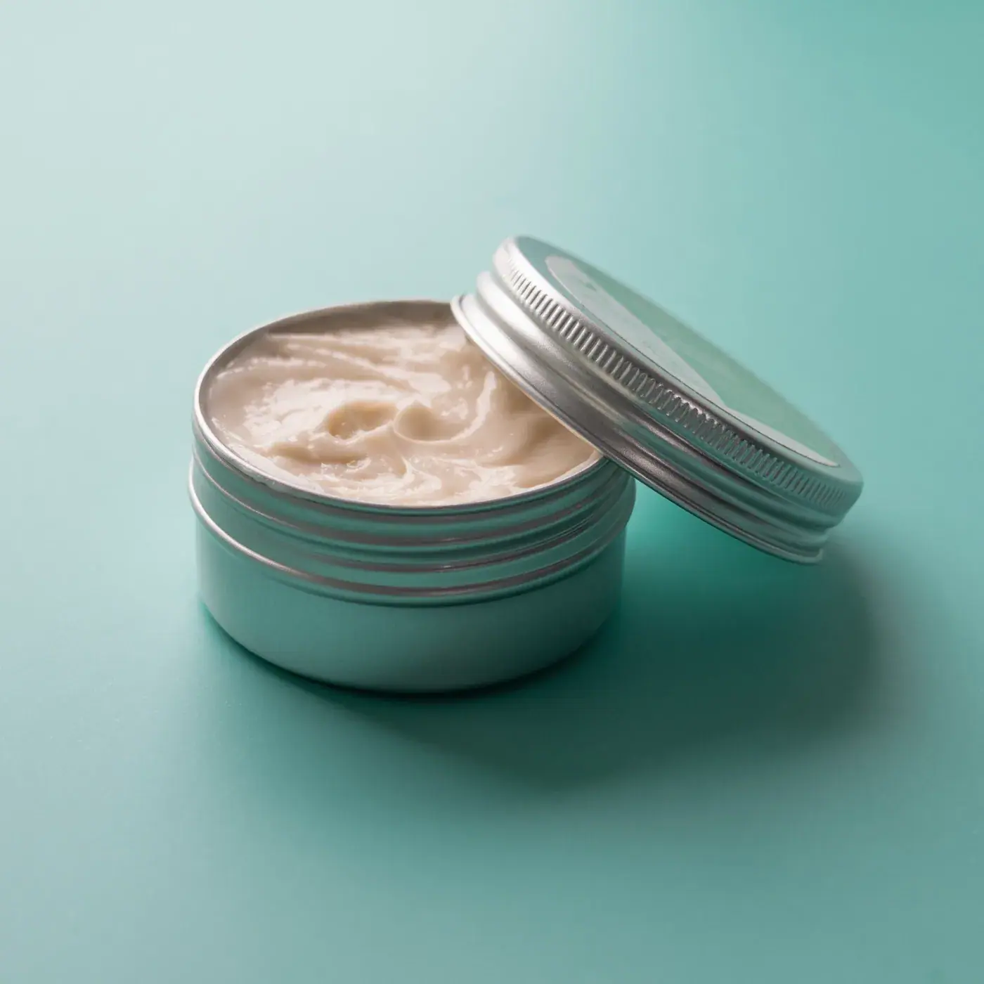 ishga Little ishga Marine Cream 30ml, lifestyle view