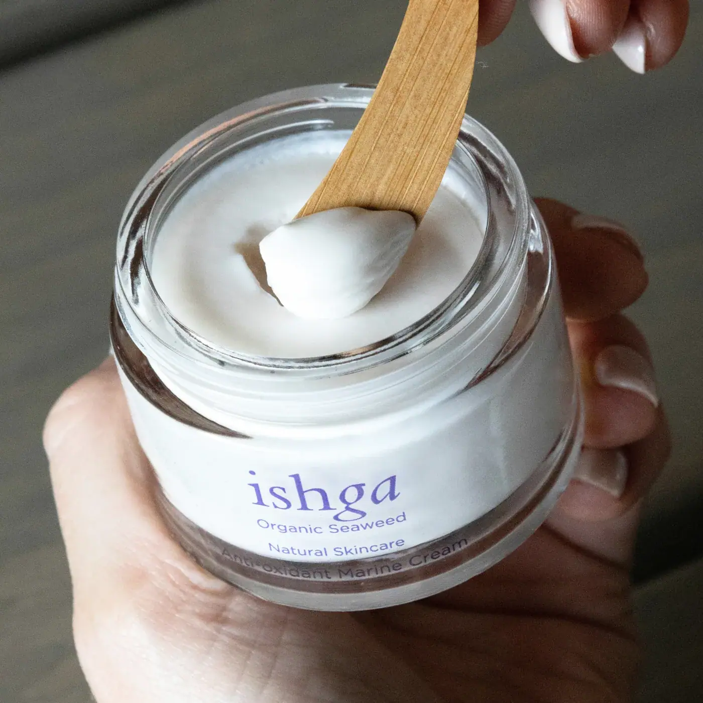 ishga Nourish Gift Set, texture view