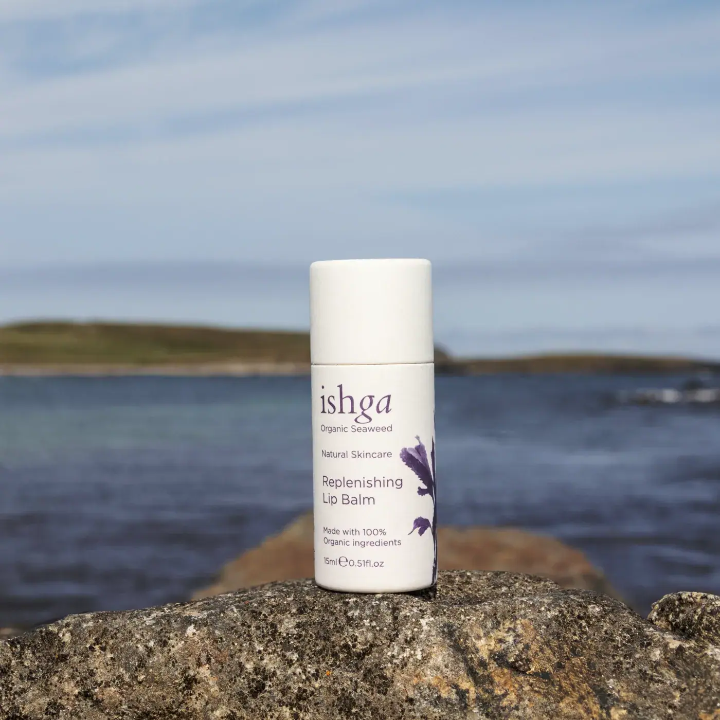 ishga Replenishing Lip Balm 15ml, detail view