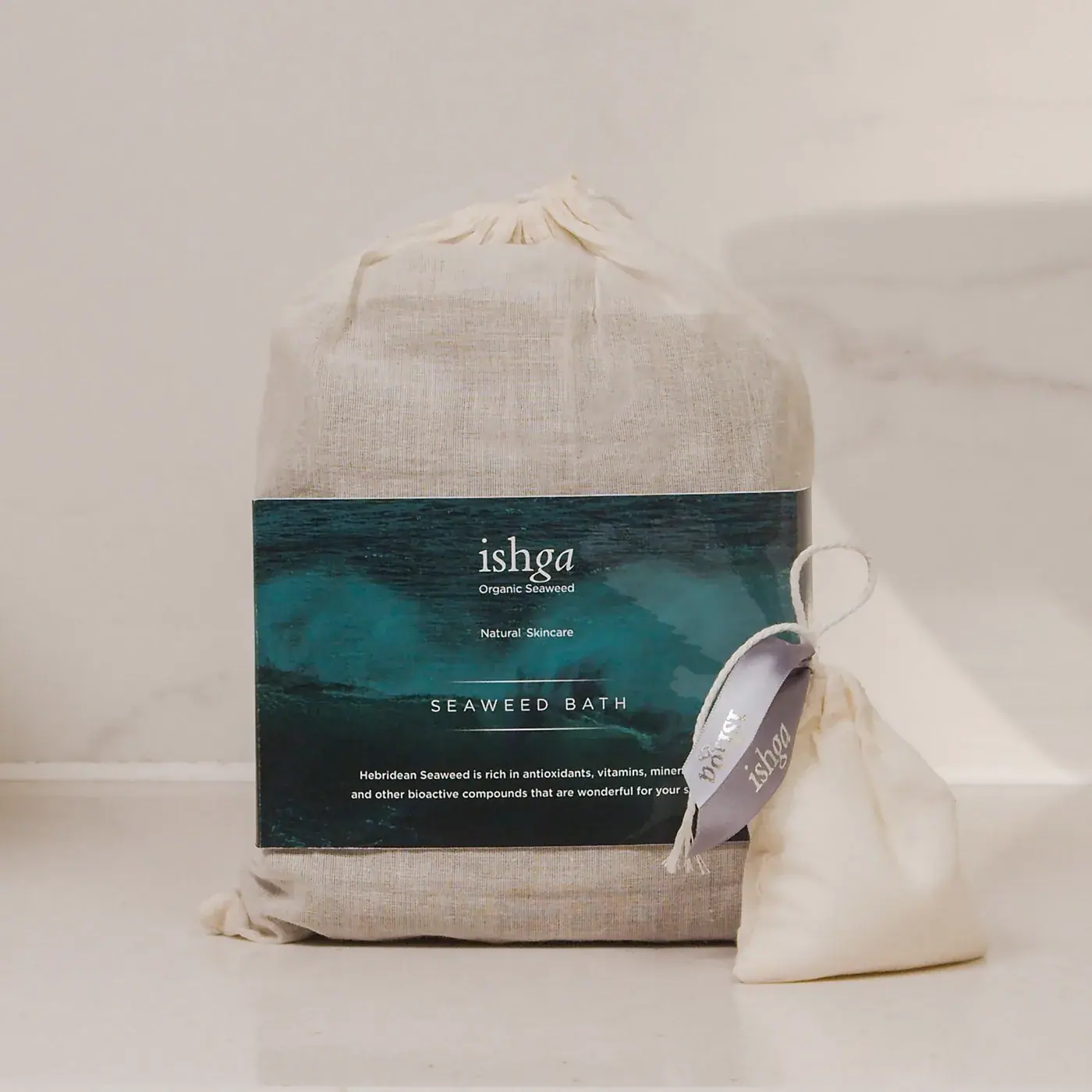 ishga Seaweed Bath, lifestyle view