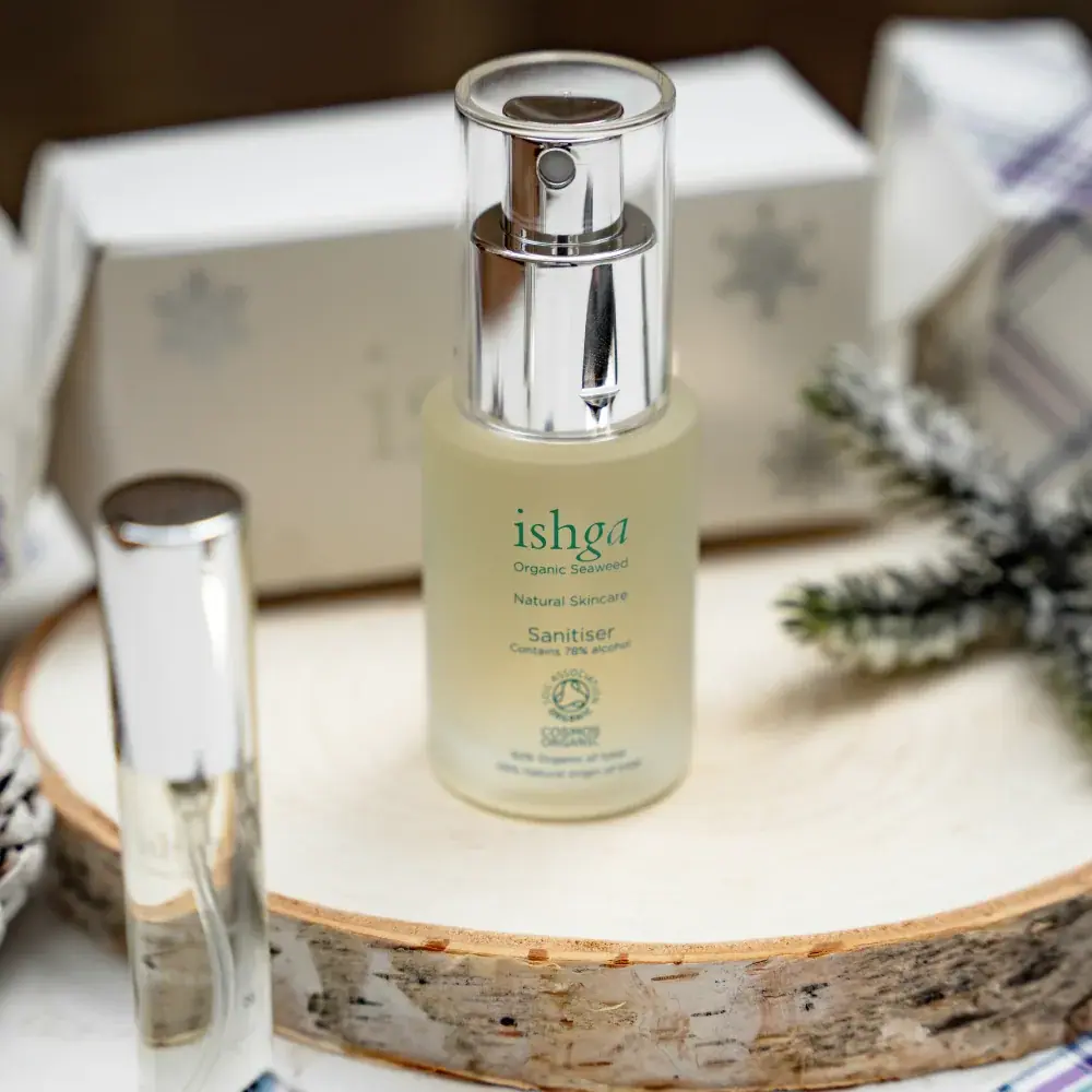 ishga Uplift Cracker Gift, lifestyle view