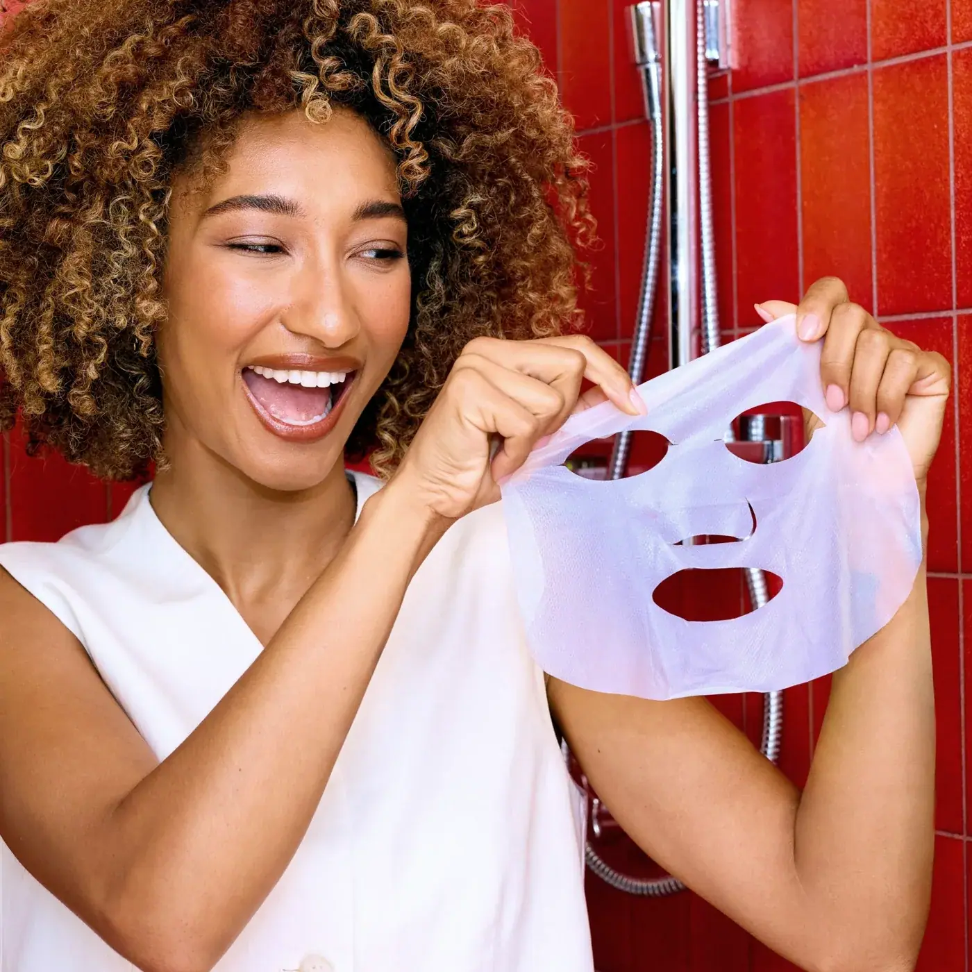 LightStim LightStim SheetMasque, lifestyle view