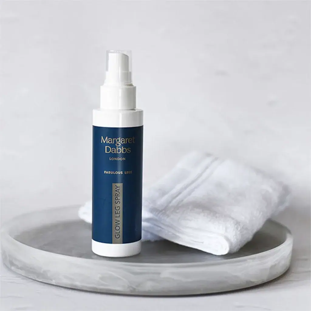Margaret Dabbs London Refining Glow Leg Spray 100ml, texture view
