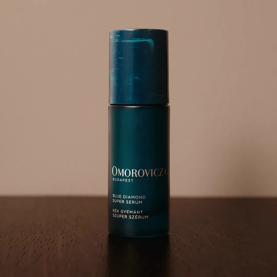 Omorovicza Blue Diamond Super Serum 30ml, packaging view