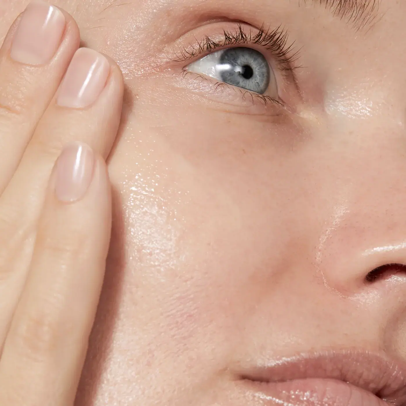 Omorovicza Even Tone Serum 30ml, alternate view