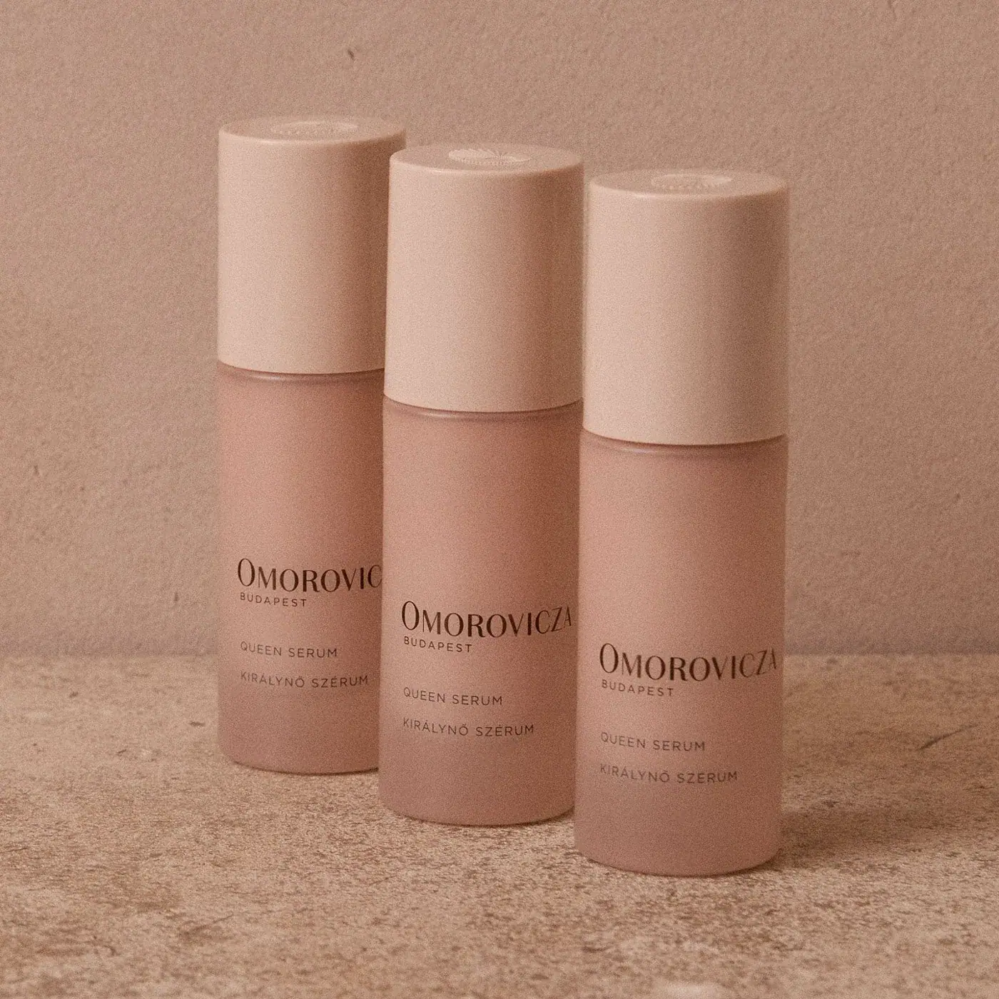 Omorovicza Queen Serum 5ml, lifestyle view