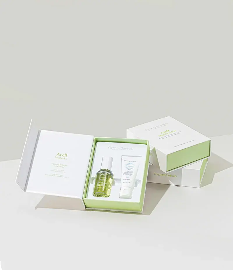 OxygenCeuticals Acell Moisture Kit, packaging view