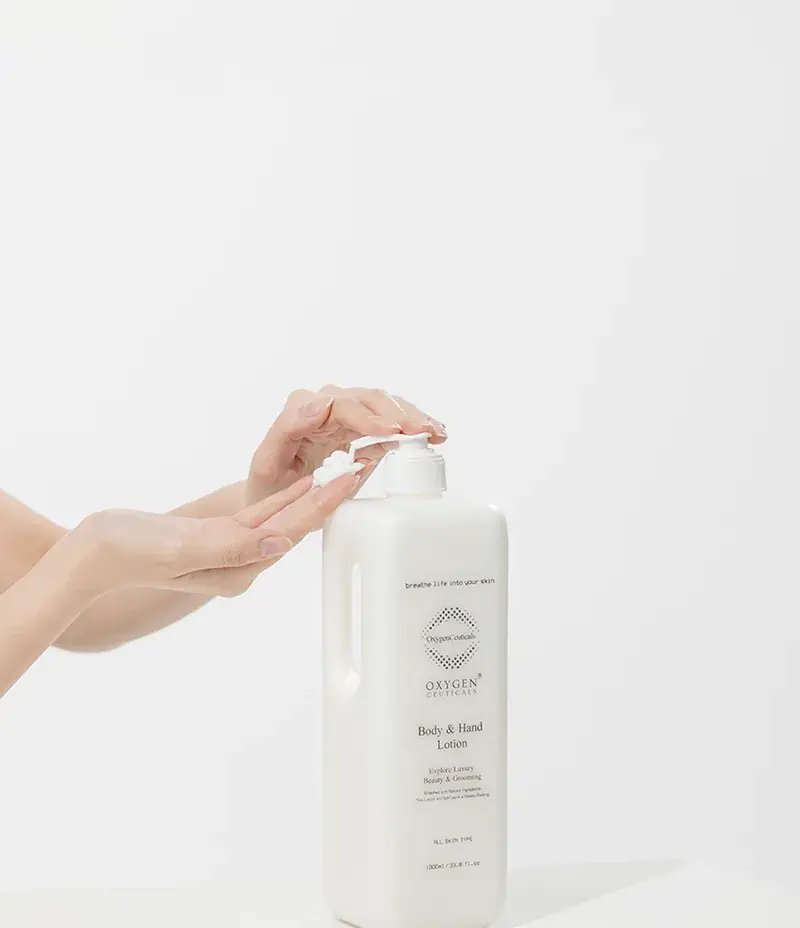 OxygenCeuticals Body & Hand Lotion, texture view