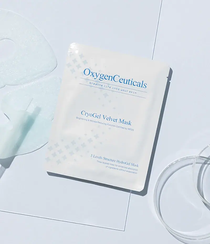 OxygenCeuticals Cryogel Velvet Mask, lifestyle view