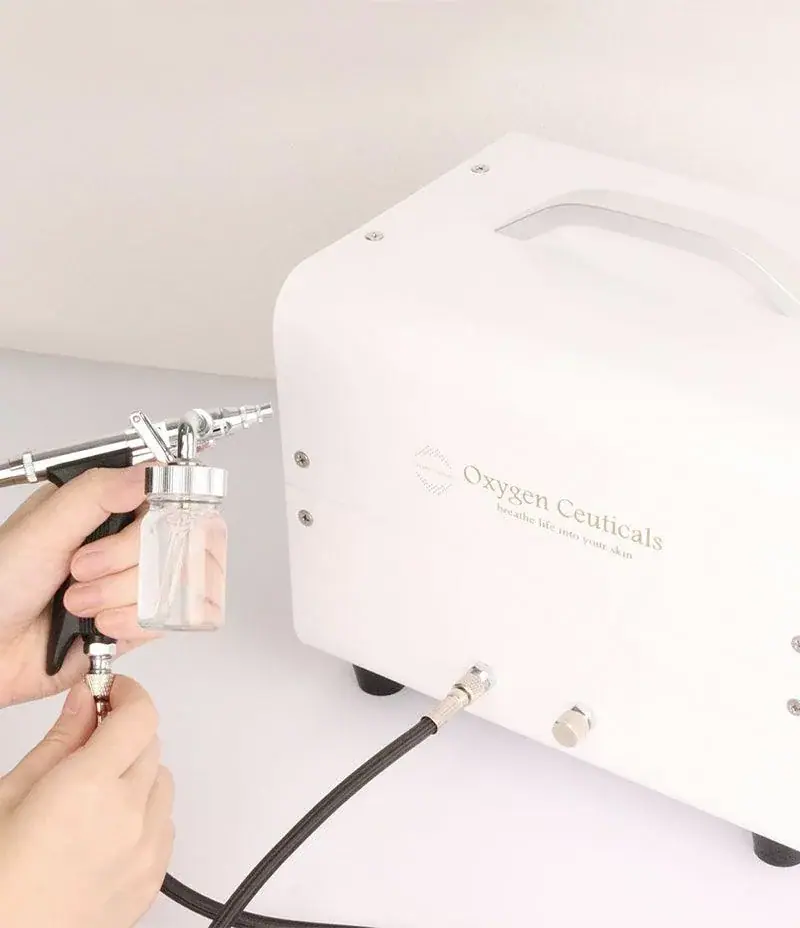 OxygenCeuticals Oz Portable Oxygen Facial System, texture view