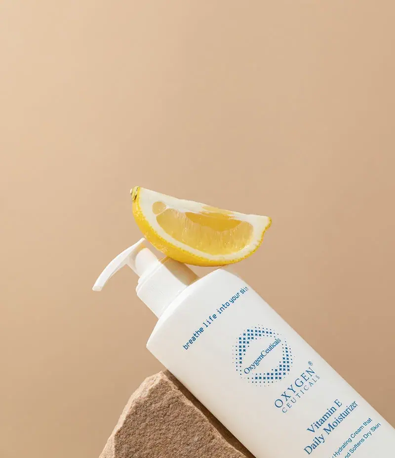 OxygenCeuticals Vitamin E Daily Moisturizer, texture view