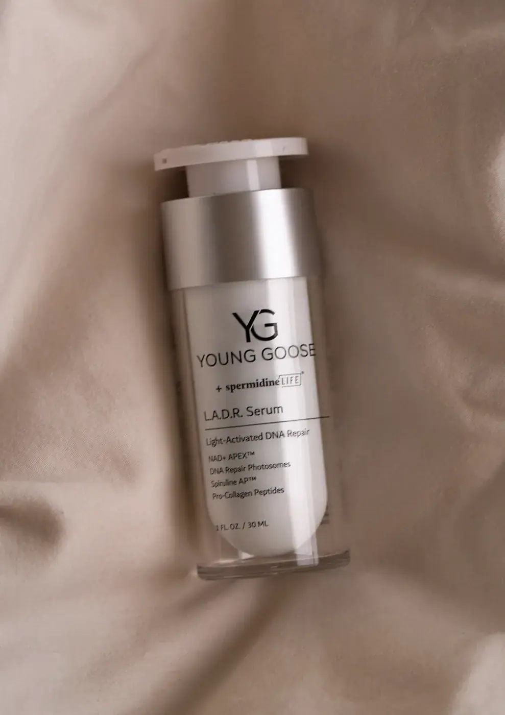 Young Goose L.A.D.R. SERUM, detail view
